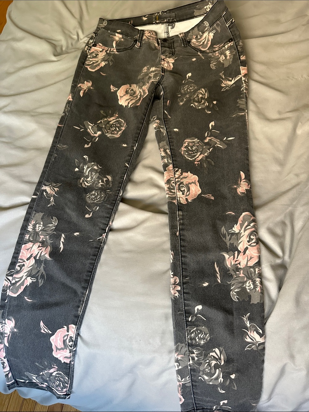 Buffalo Jeans by Buffalo Floral Skinny Jeans Waist 27 (4) Like New